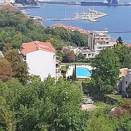 Penthouse Alma Apartment